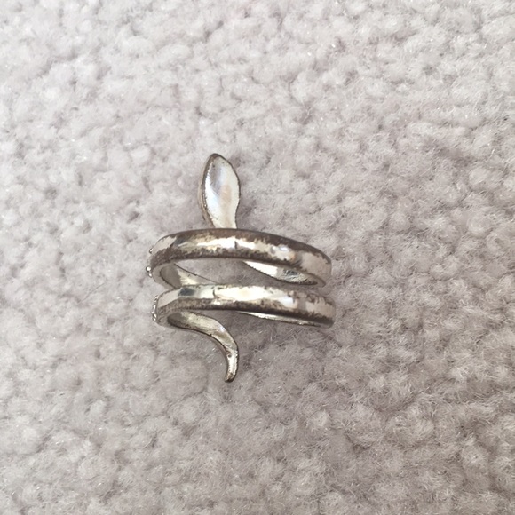 Snake Cubic Zirconia Ring Size 7 - Picture 8 of 9